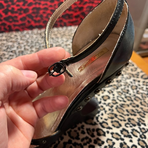 Leather illusion heel - Picture 9 of 12